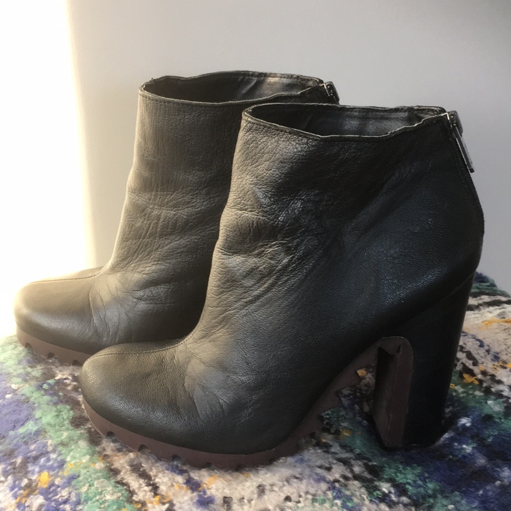Sam Edelman Circus Heeled Back Zip Bootie Size 8.5
